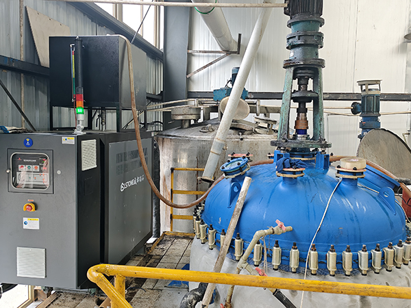 化肥生產(chǎn)搪瓷反應(yīng)釜加熱油溫機(jī)